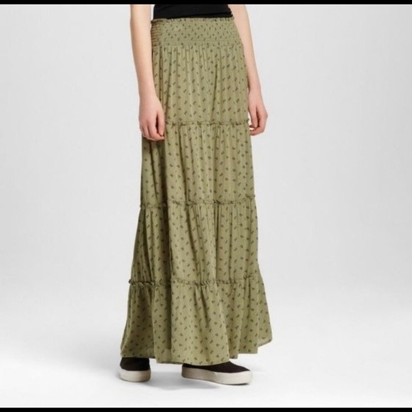 mossimo maxi skirt